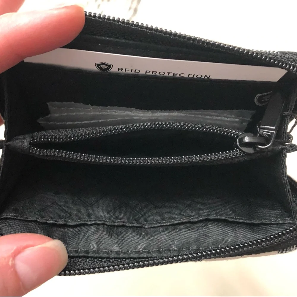 Vera Bradley RDIF Petite Zip-Around Wallet Pearl Buffalo Check